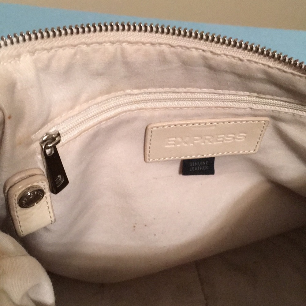 Purse - Picture 7 of 8